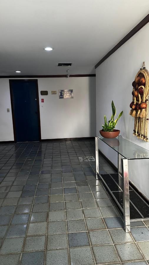 Apartamento Inteiro Frente Ao Mar De Ondina Salvador da Bahia Exterior foto
